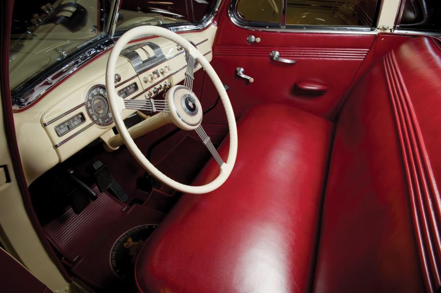  Packard Eight Convertible Sedan 1938 года  (фото 4 из 7)